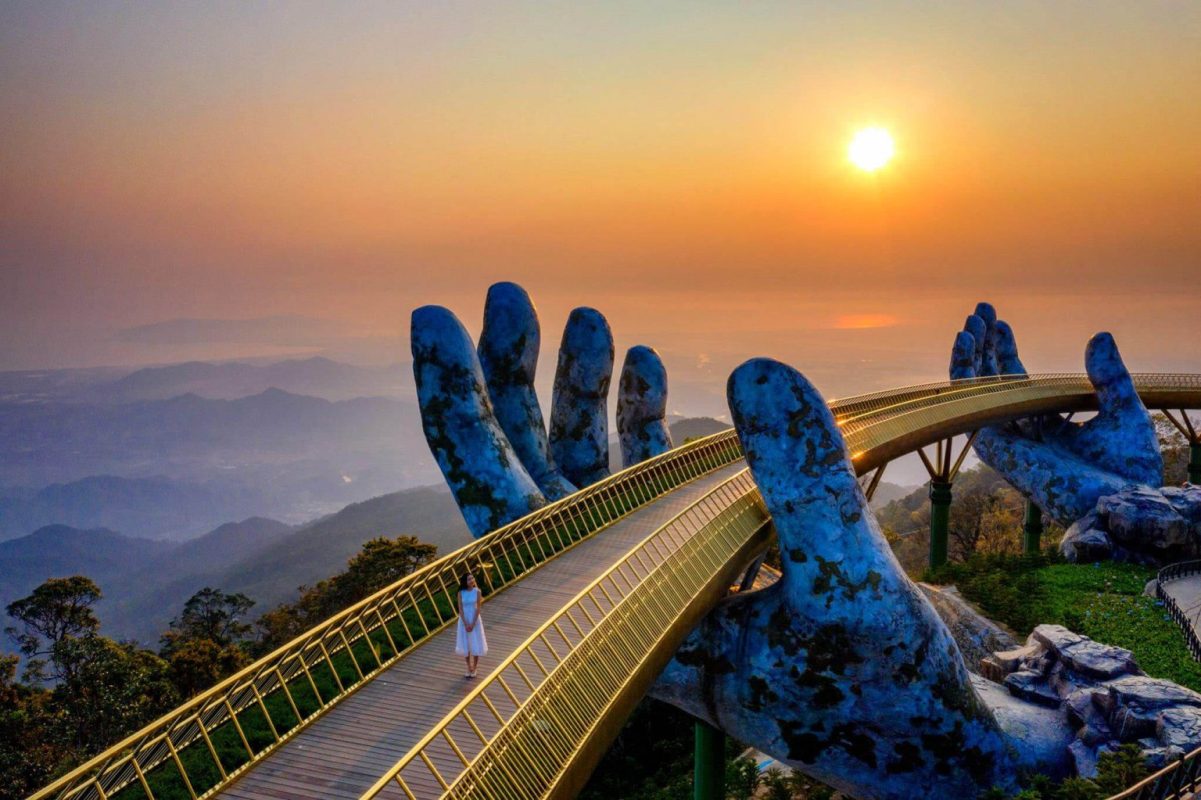 Hoàng Mai Tourist