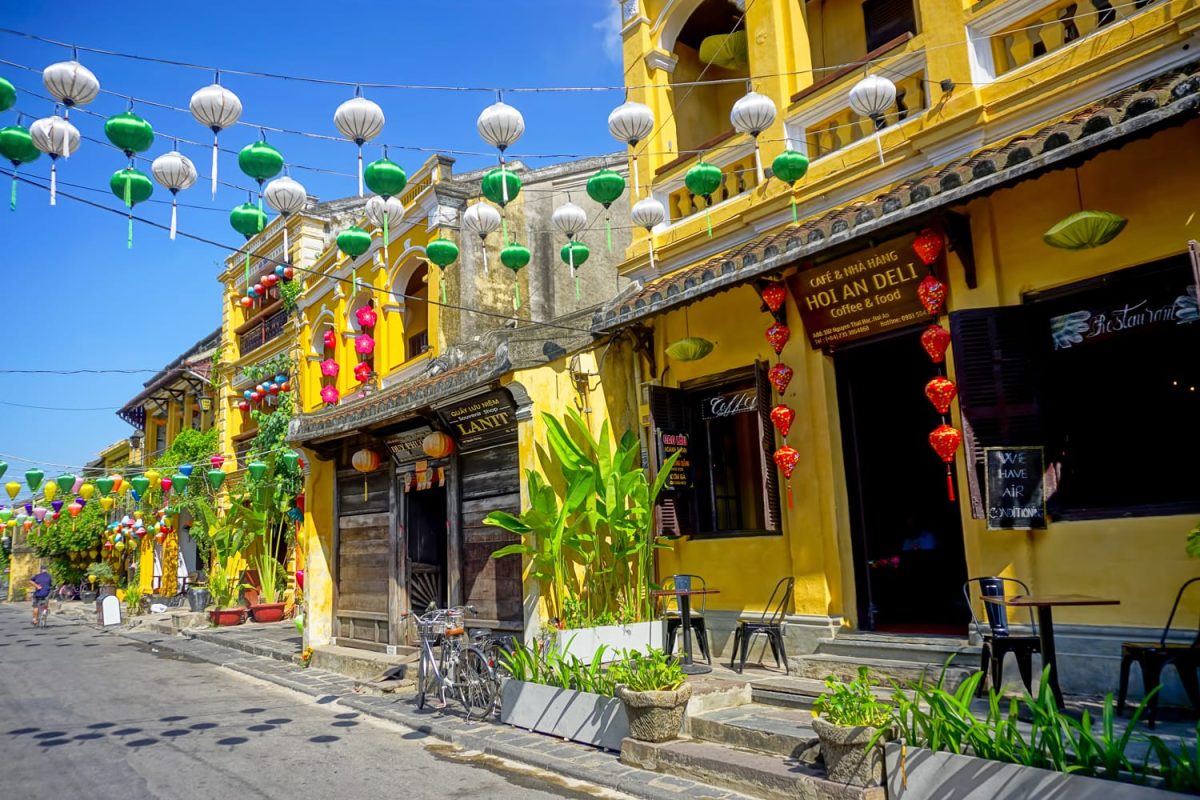 Hoàng Mai Tourist